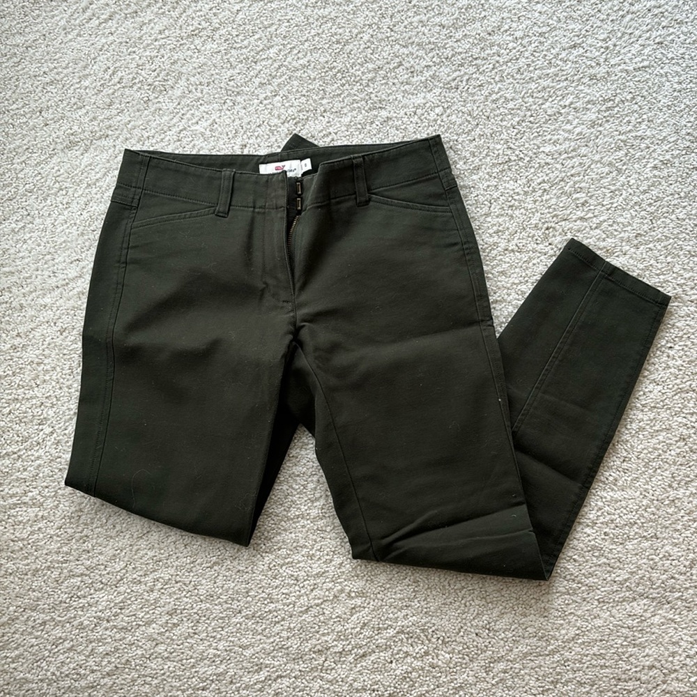 Vineyard Vines pants